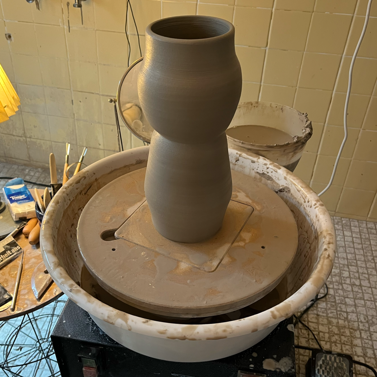 Vase auf der Drehscheibe